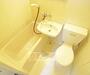 トイレ　ユニットバスのトイレです