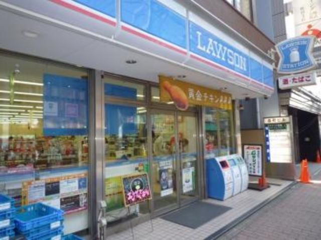 コンビニ　ローソン千駄木店（コンビニ）まで162m