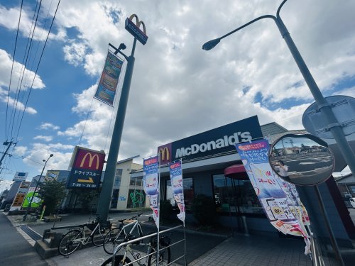 飲食店　マクドナルド 10号苅田店（飲食店）まで1801m