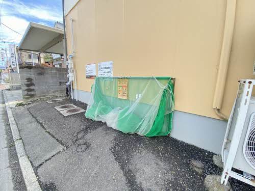 建物外観　集積所