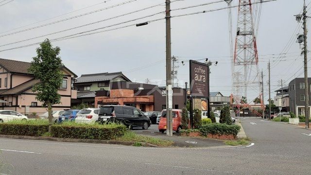 飲食店　coffee aura（飲食店）まで827m