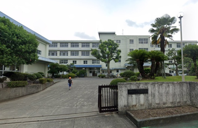 小学校　静岡市立井宮北小学校（小学校）まで624m