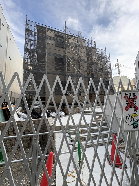 エントランス　★一生懸命建築中です★