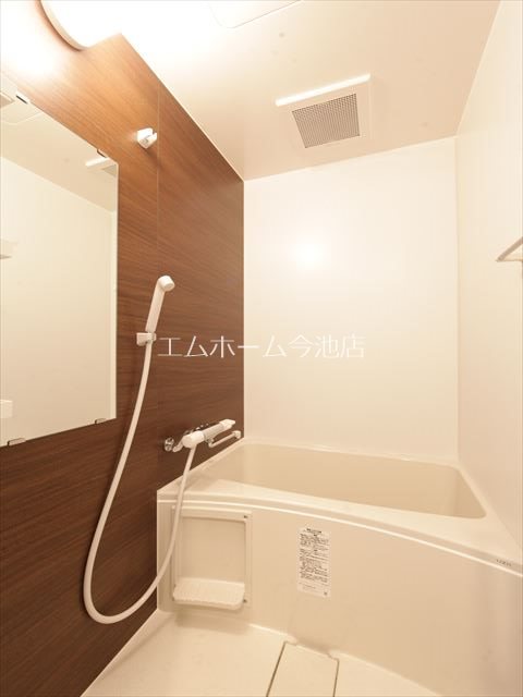 バス・シャワールーム　バスルーム（お風呂トイレ別）
