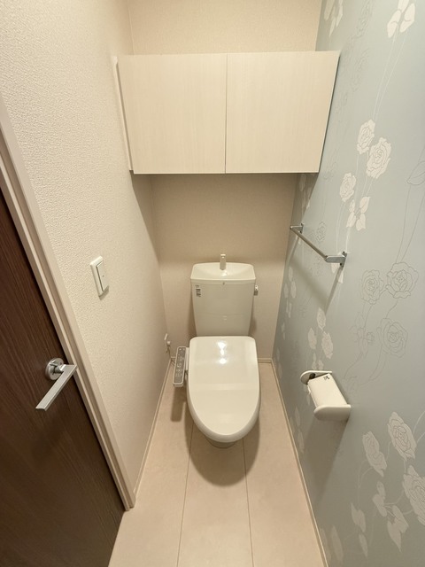 トイレ　別部屋参考写真です