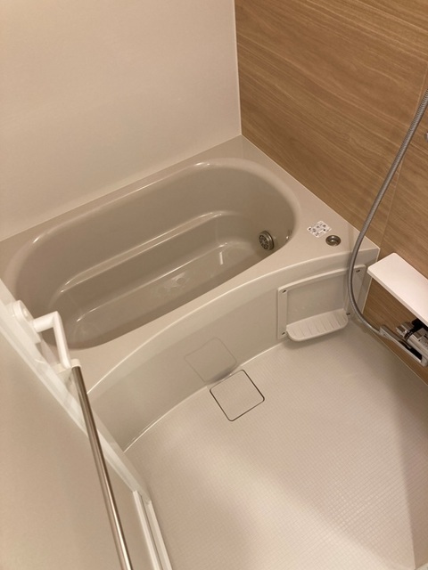 バス・シャワールーム　※写真は同タイプ住戸です。