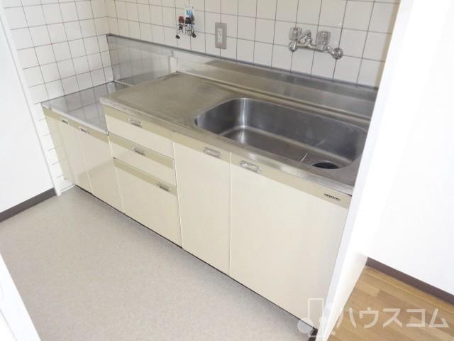 キッチン　調理スペースの確保されているキッチンです♪