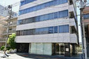 病院　みなとホームケアクリニック（病院）まで138m