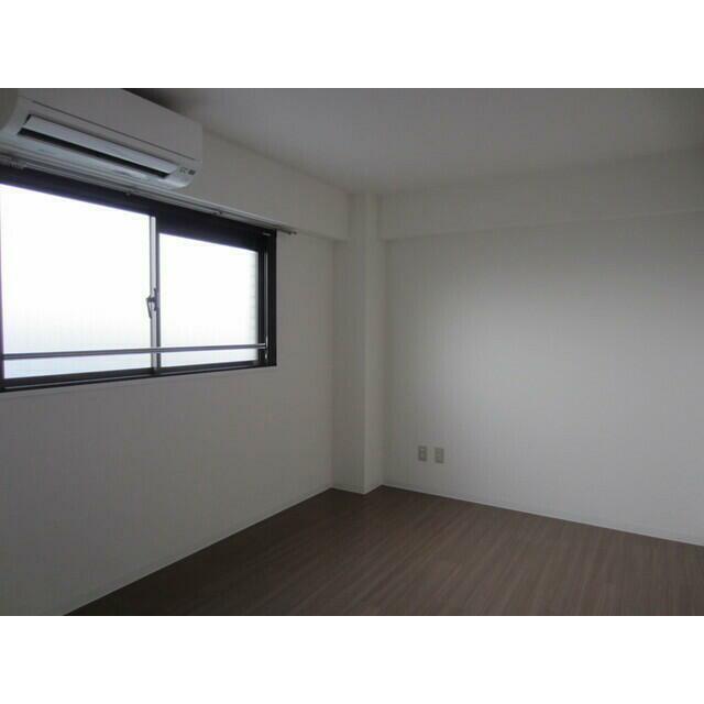 眺望　玄関前洋室６帖