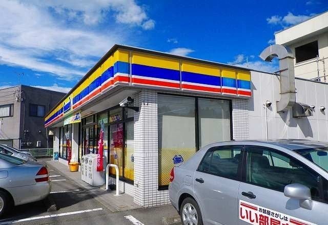 コンビニ　ミニストップ御殿場新橋店（コンビニ）まで210m