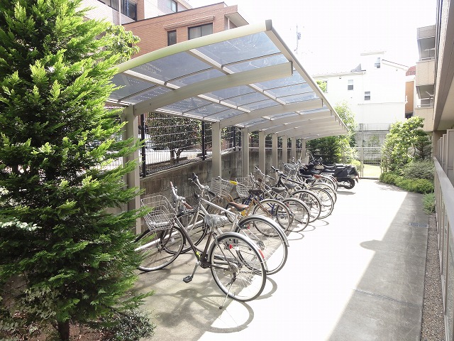その他共有部分　敷地内駐輪場＆有料バイク駐車場☆