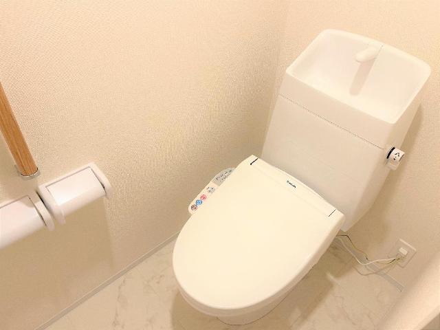 トイレ　シャワー付トイレ（イメージ）