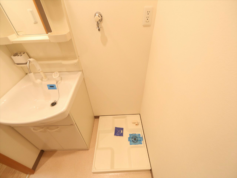 その他　室内洗濯機置場完備