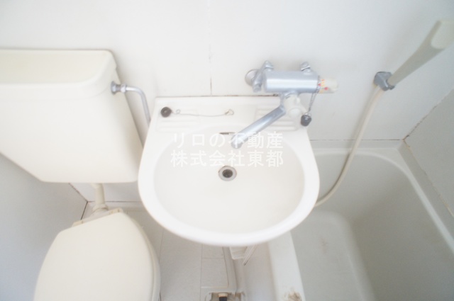 洗面設備　洗面ボウルと鏡もございます☆