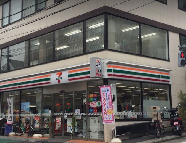 コンビニ　セブンイレブン 新宿筑土八幡町店（コンビニ）まで184m