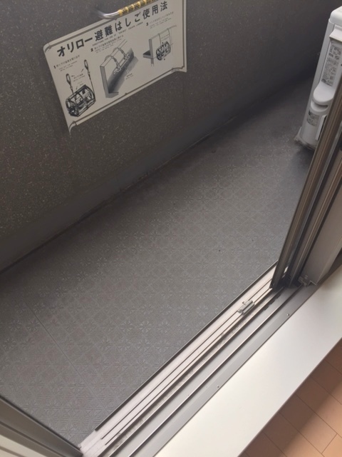 バルコニー　バルコニー