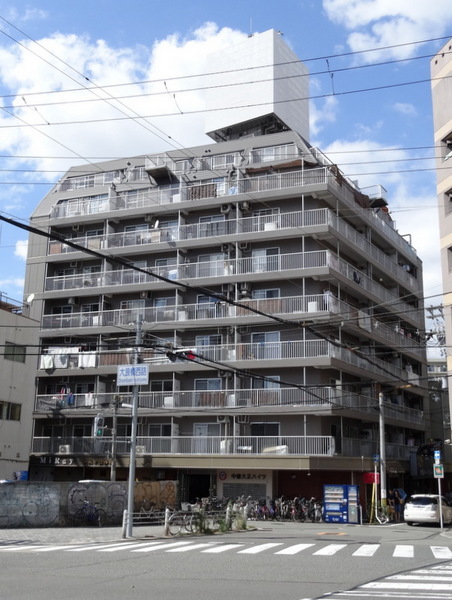 建物外観　★エレベータ付き建物★
