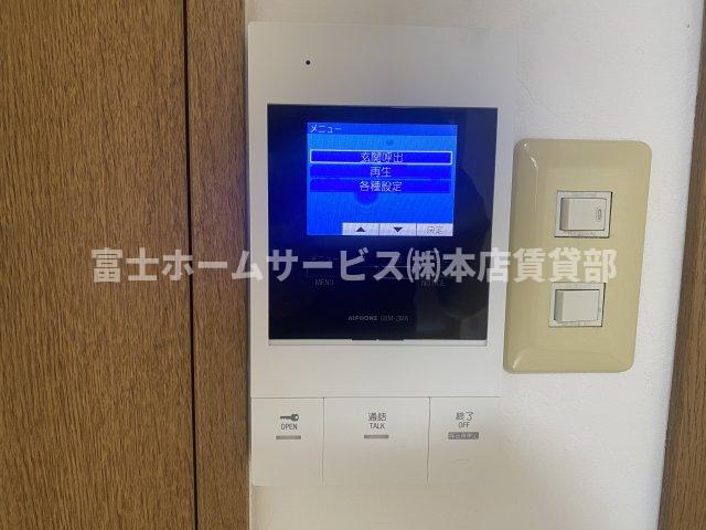 セキュリティ　TVモニターホン新しく設置いたします。（参考写真）