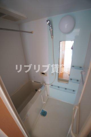 ＪＲ内房線 本千葉駅 徒歩15分 2階建 築17年の風呂写真