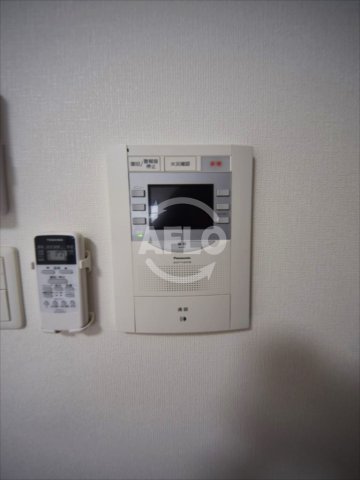 セキュリティ　ヒュッテンベルケ大阪なんば　ＴＶ付モニターフォン