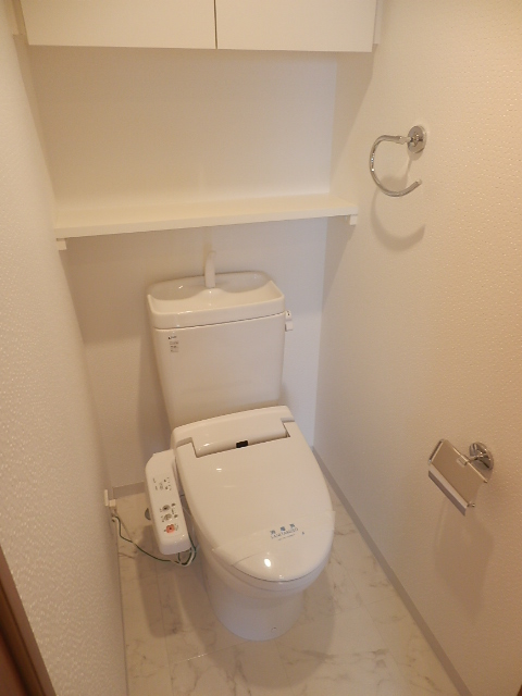 トイレ　シンプルで使いやすいトイレです