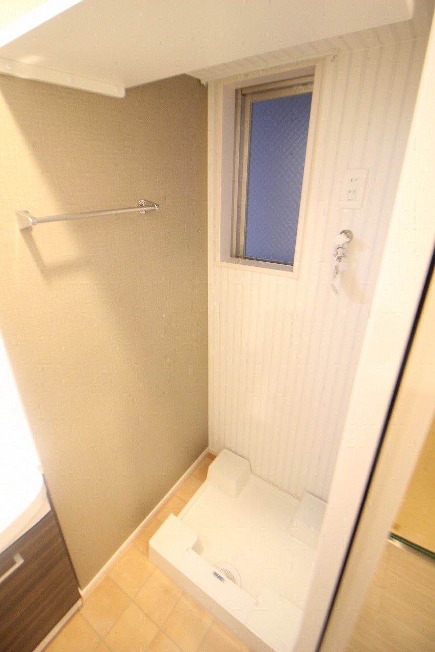 その他　室内洗濯機置場です。