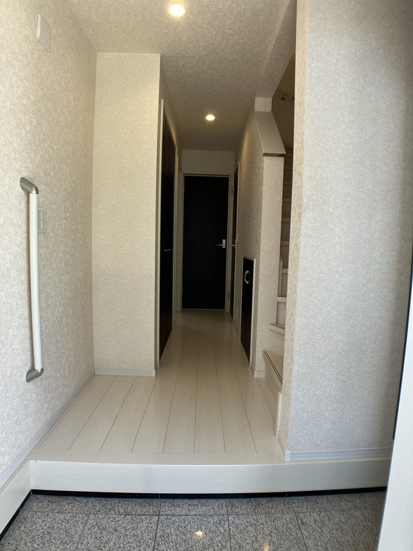 櫛引町戸建貸家の玄関写真