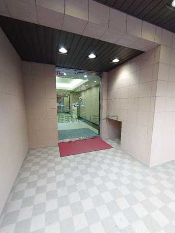 エントランス　リライフ下北沢店