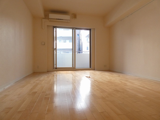 居室・リビング　居室※別部屋参考写真