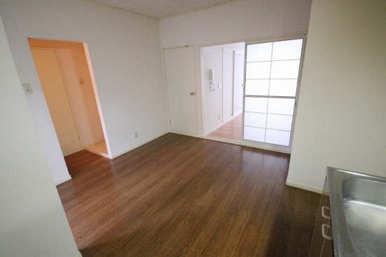 SUNNY HEIGHTS 21の居間写真