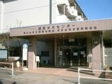 図書館　東村山市立廻田図書館（図書館）まで710m