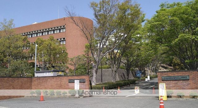 中学校　近畿大学附属和歌山高校・中学校購買部（中学校）まで458m