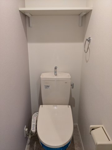 トイレ　202号室