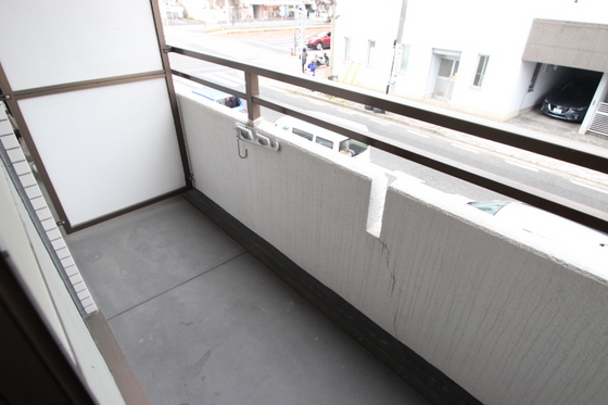 バルコニー　※別部屋の写真です