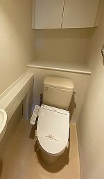 東急東横線 学芸大学駅 徒歩14分 7階建 築22年のトイレ写真