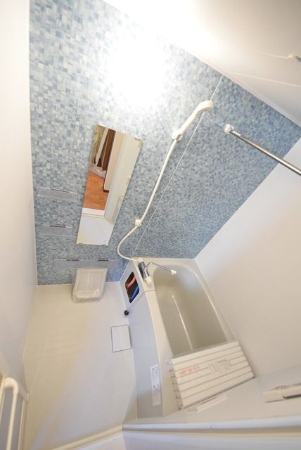 ＪＲ常磐線 松戸駅 徒歩13分 2階建 築7年の風呂写真