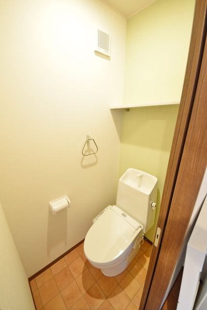 ＪＲ常磐線 松戸駅 徒歩13分 2階建 築7年のトイレ写真