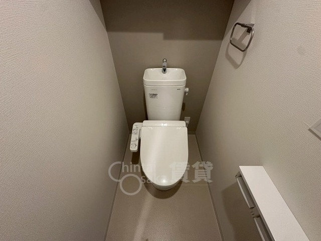 阪急京都線 正雀駅 徒歩12分 4階建 築3年のトイレ写真