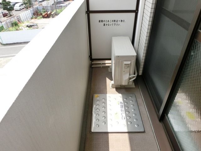 バルコニー　バルコニー