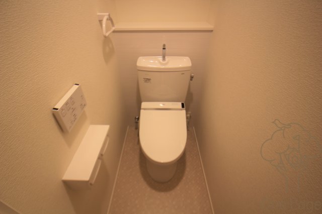 ノルデンタワー南森町プレミアムのトイレ写真