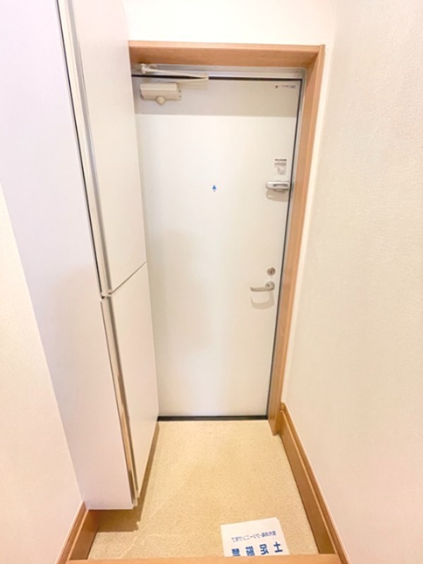 solare八王子の玄関写真