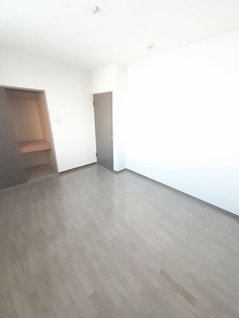 プラドール石山の内装写真