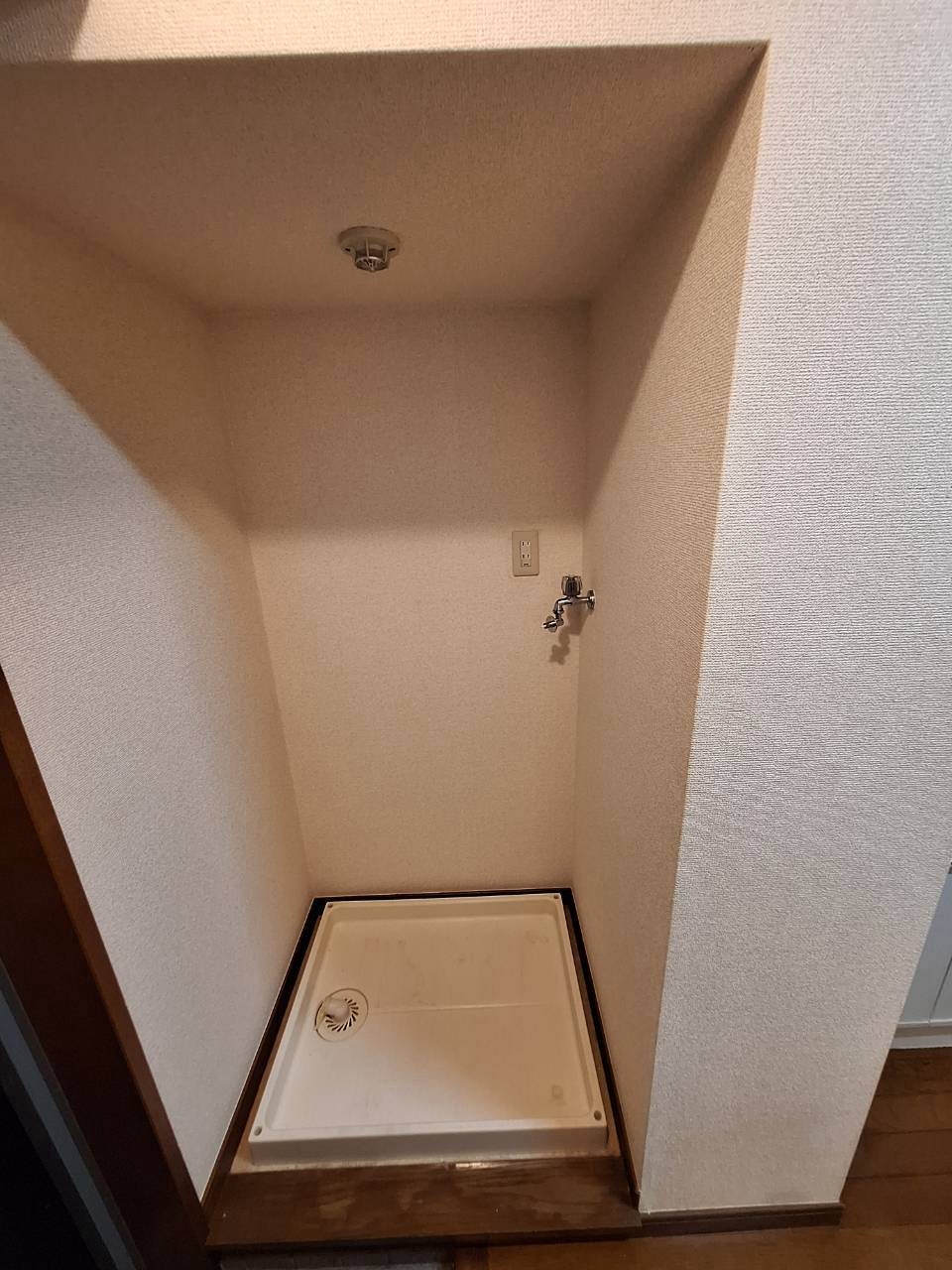 洗面設備　★室内洗濯機置場★