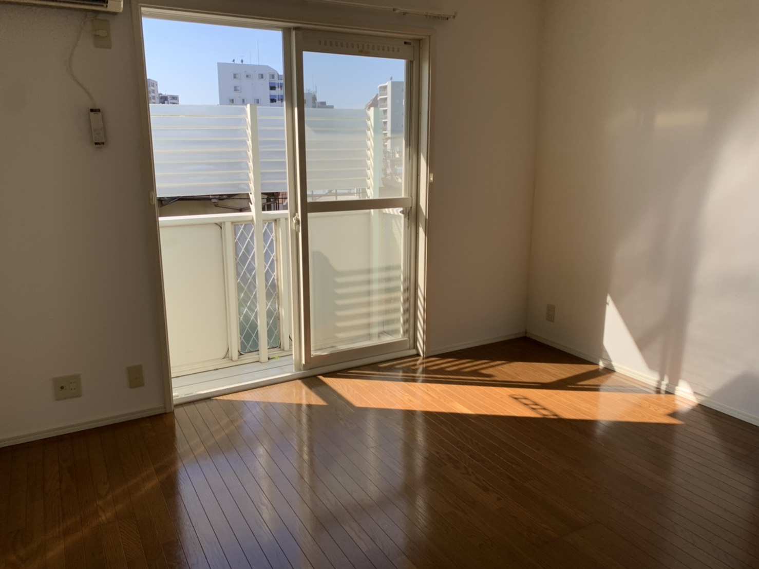 居室・リビング　別の部屋の写真です。