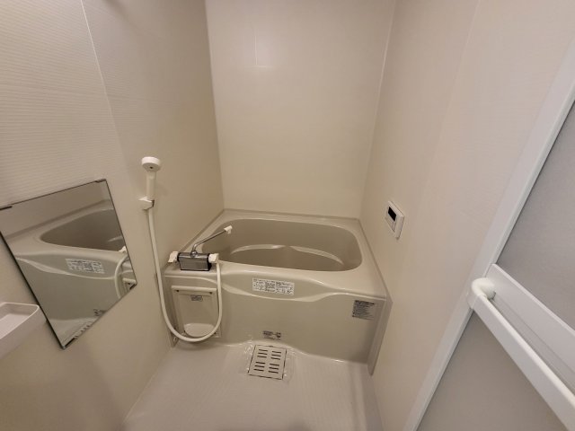 ＪＲ鹿児島本線 博多駅 徒歩21分 13階建 築5年の風呂写真