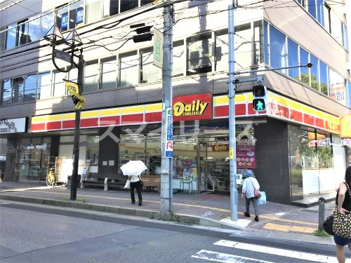 コンビニ　デイリーヤマザキ 柏6丁目店（コンビニ）まで195m