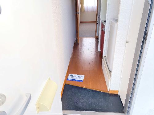 レオパレスBoulogneの玄関写真