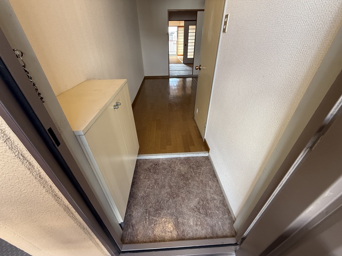 エステ-トGENIIの玄関写真