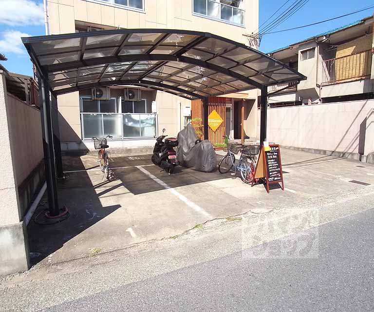 エムズ太秦の外観写真