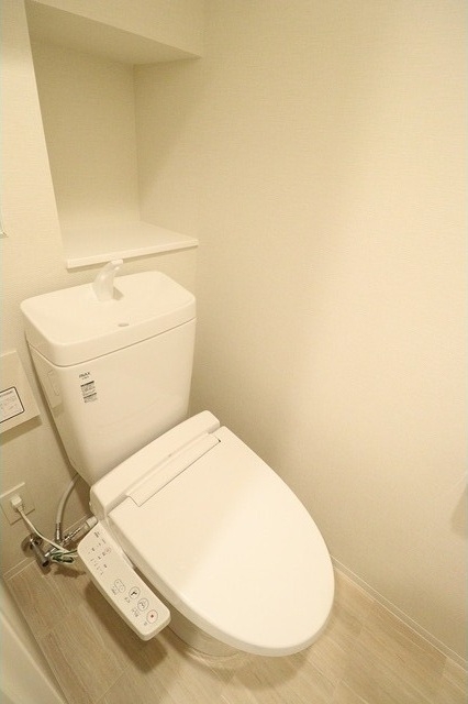 トイレ　※別部屋の参考写真です。